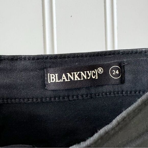 BlankNYC Women's Spartacus Black Coated Denim Mini Skirt - Size24 - Picture 4 of 5